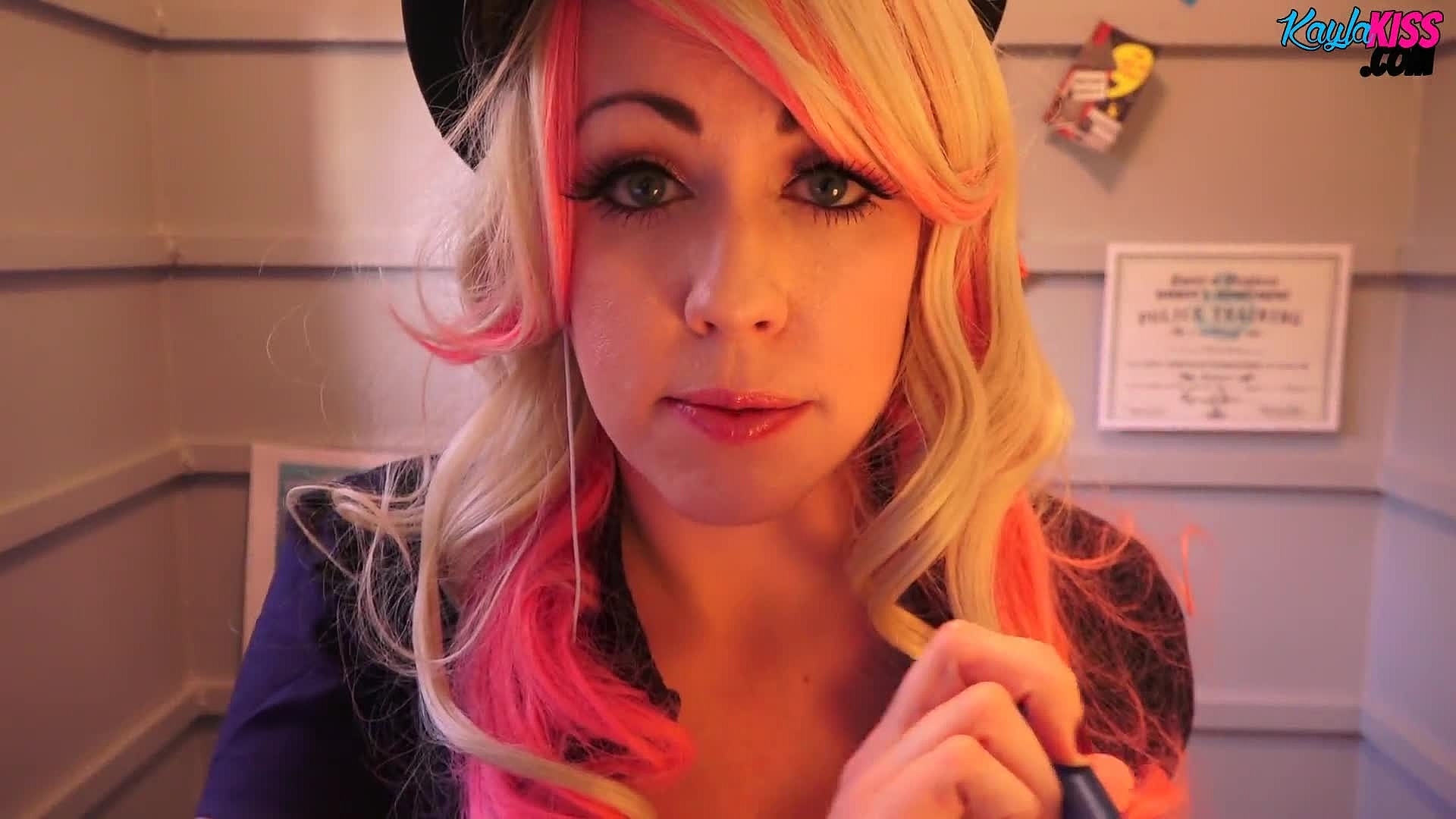 Dr Feelgood --ASMR clip